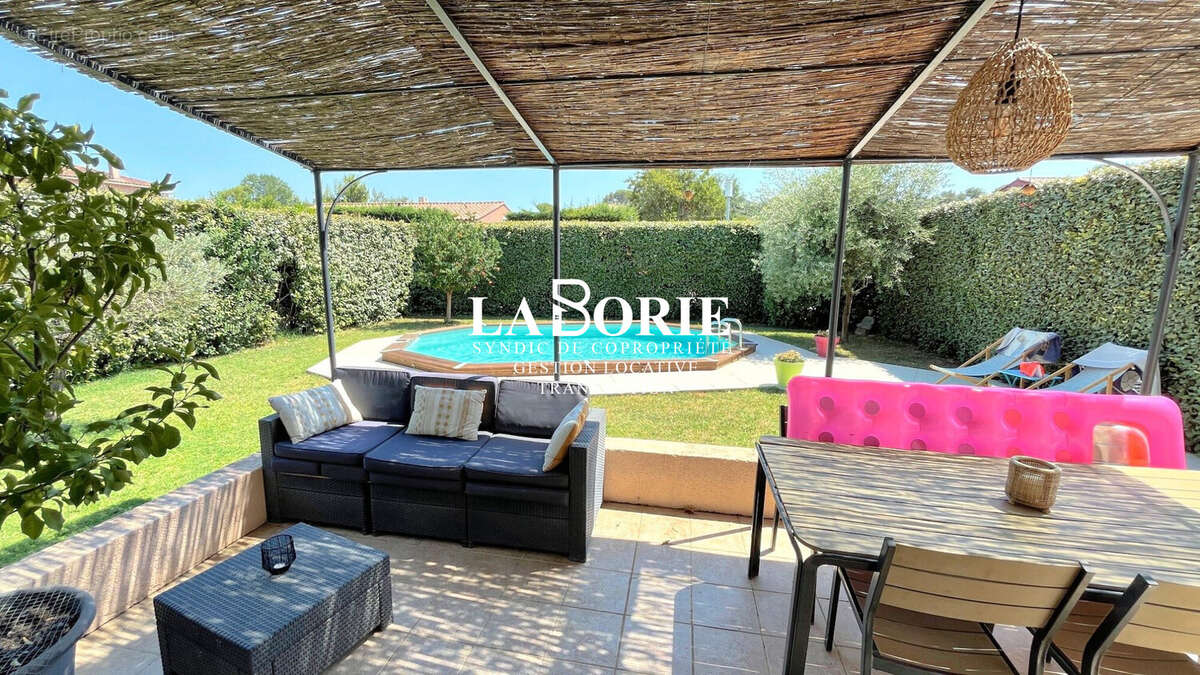 Maison 98 m² à Rochefort-Du-Gard  - photo 3