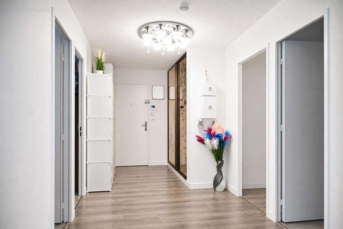 Appartement à ECHIROLLES