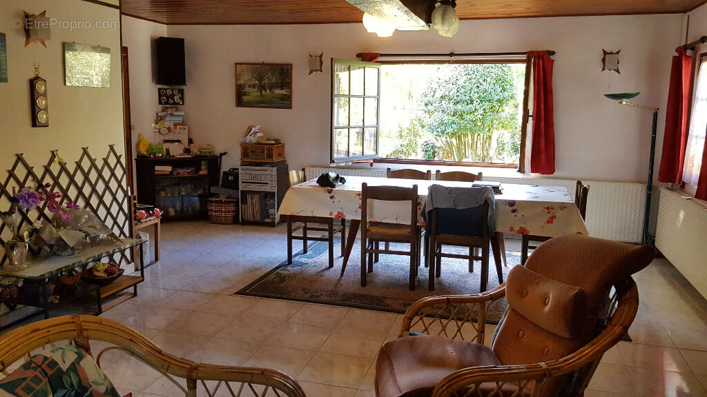 Maison à AULNAY-SUR-ITON