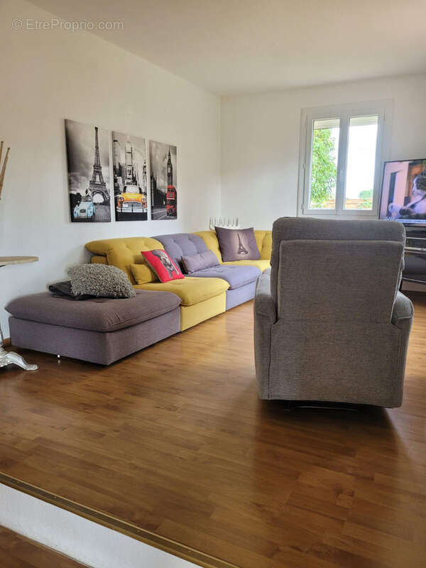 Maison à RODILHAN