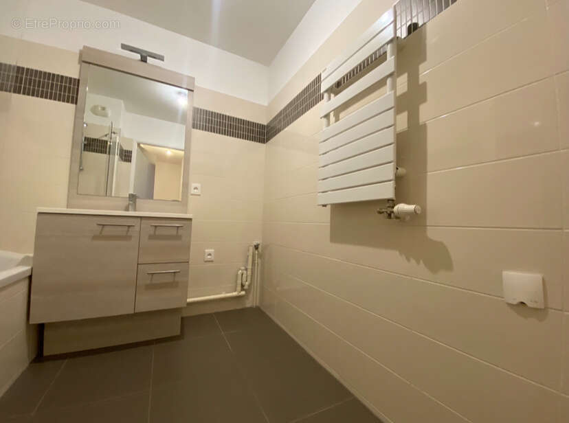 Appartement à SURESNES