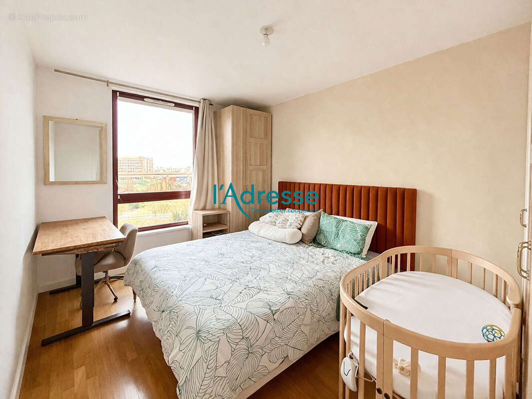 Appartement à NANTERRE