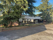 Appartement à CHALLES-LES-EAUX