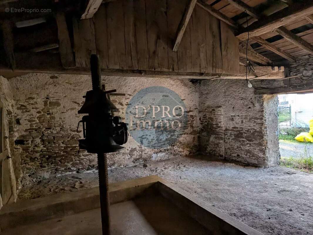 Maison à HAUTE-GOULAINE