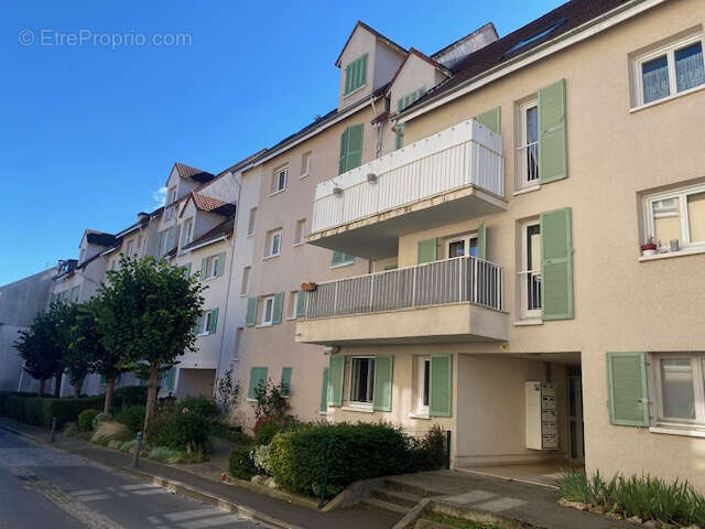 Appartement 81 m² à Groslay  - photo 28