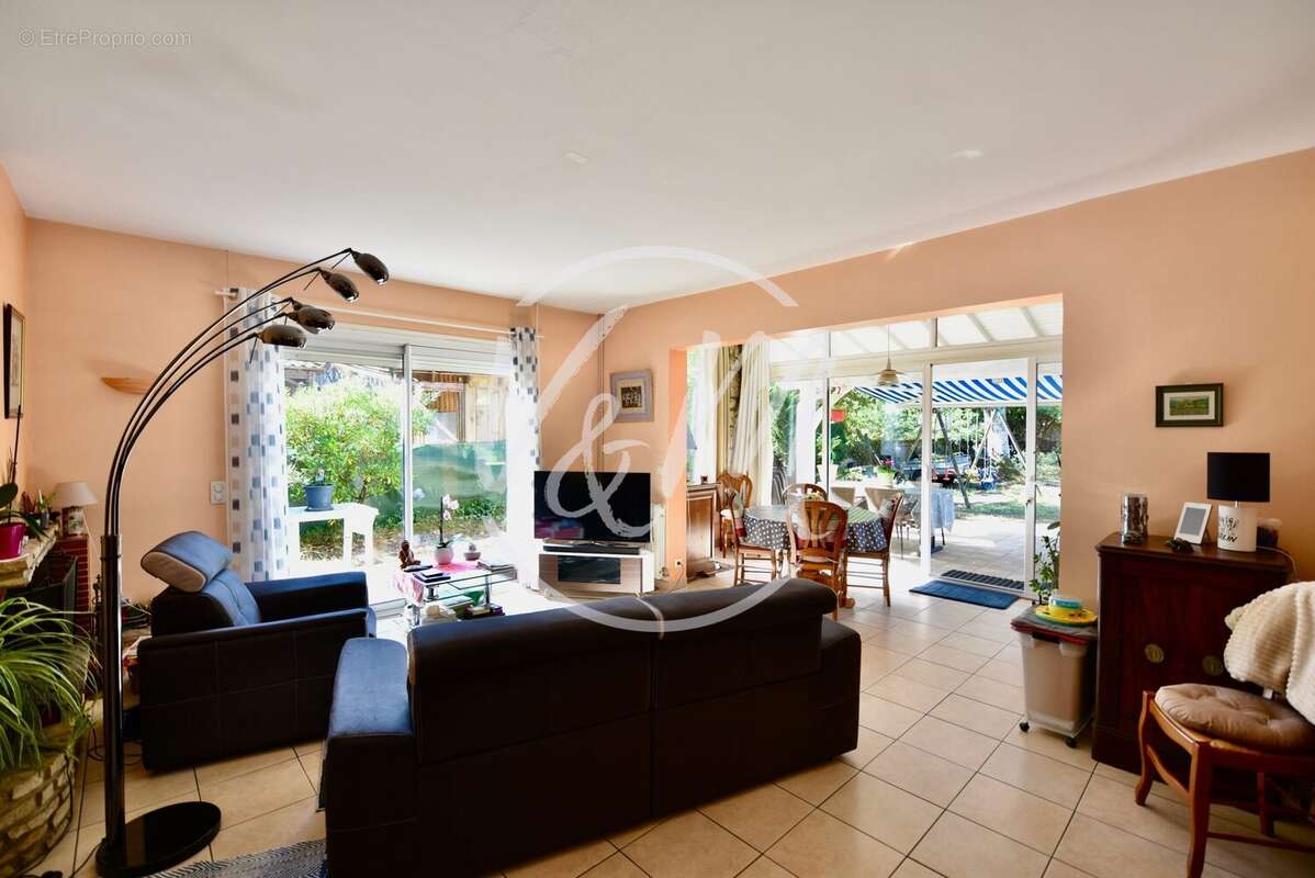 Maison 93 m² à Lege-Cap-Ferret  - photo 2