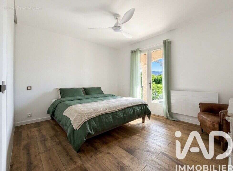 Photo 8 - Maison à PLAN-DE-LA-TOUR