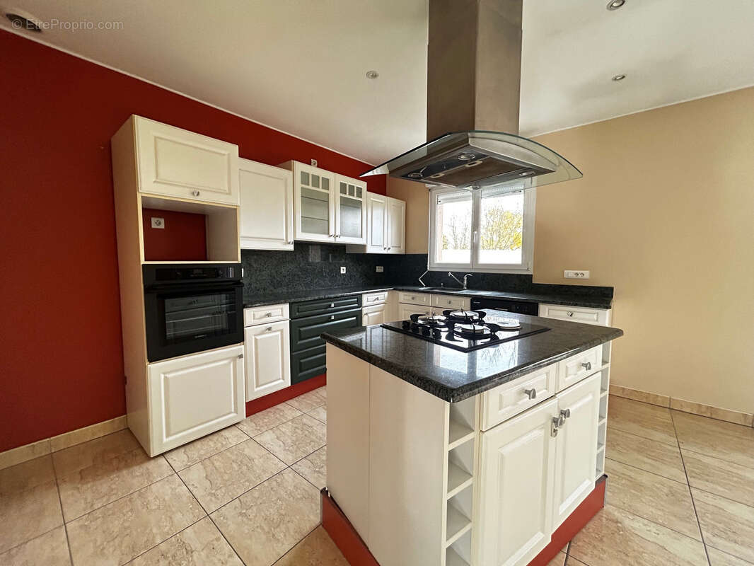 Maison à NUITS-SAINT-GEORGES