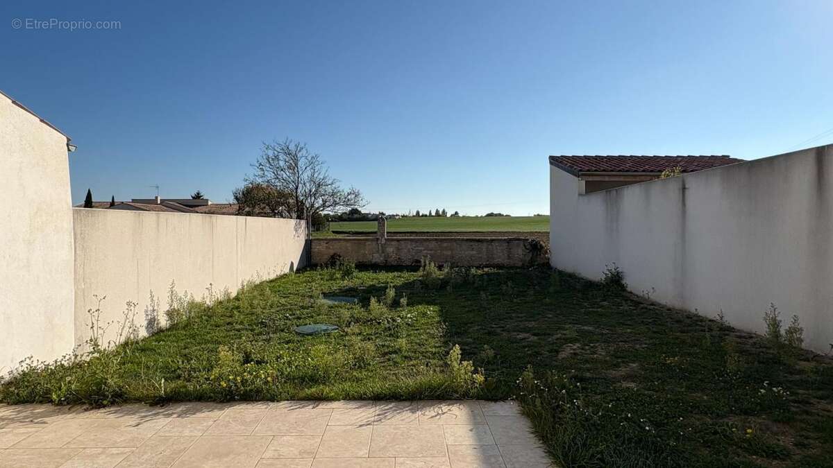 Maison à SAINT-XANDRE