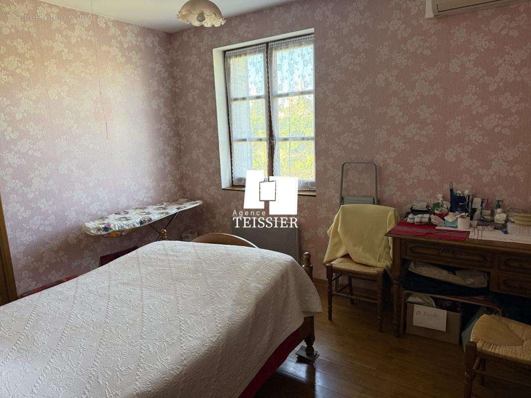 Maison à LABLACHERE