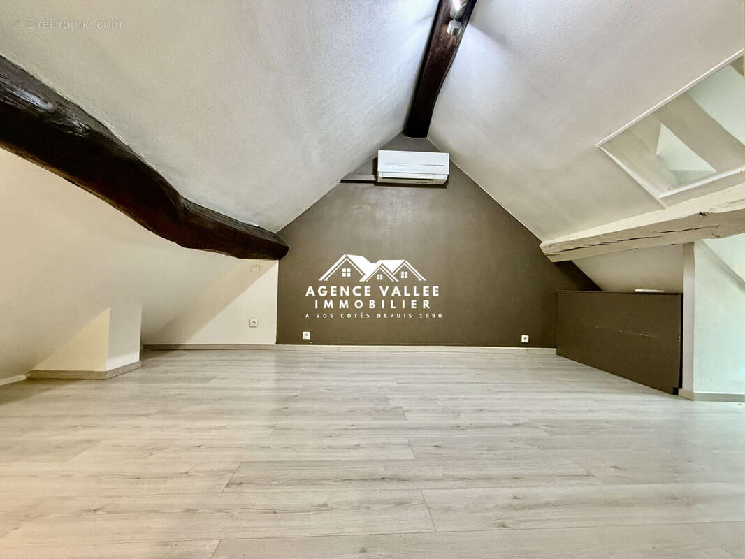 Appartement à SOISY-SUR-SEINE