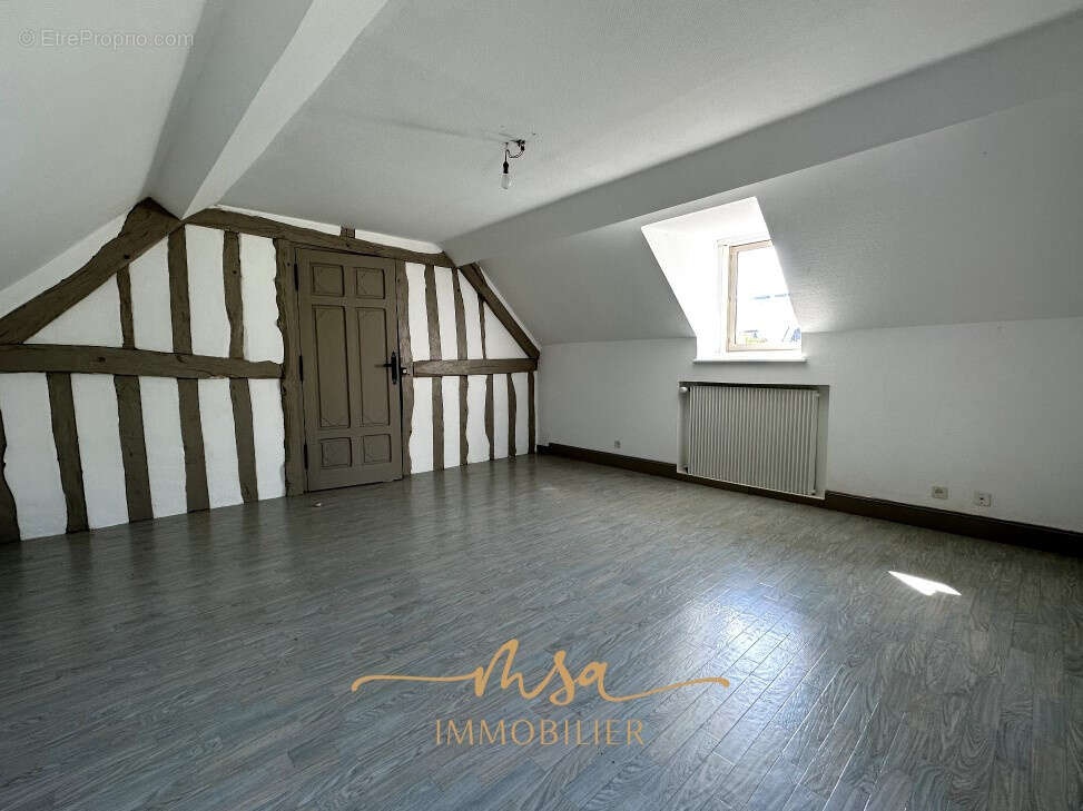 Maison à MESNIL-RAOUL