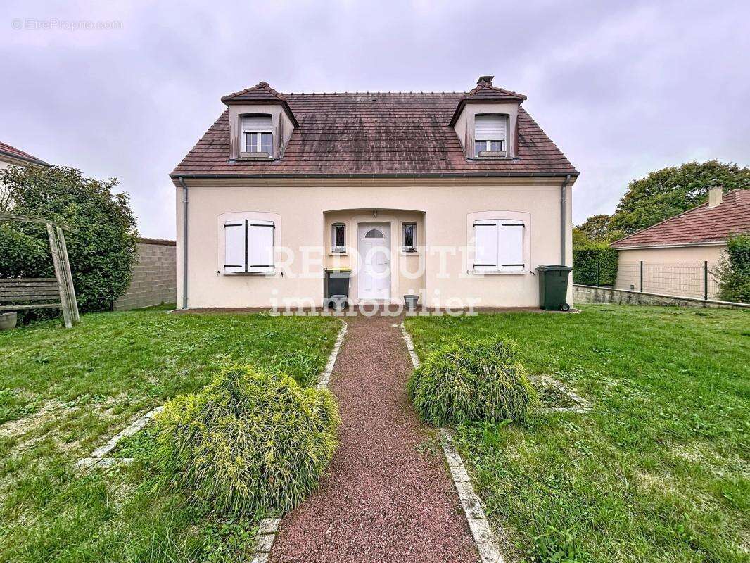 Maison à VILLE-EN-TARDENOIS