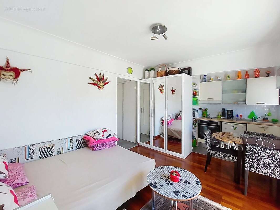 Appartement à NICE