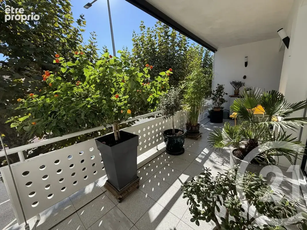 Appartement 3 pièces 95 m² à vendre à Royan (17200) - photo 2
