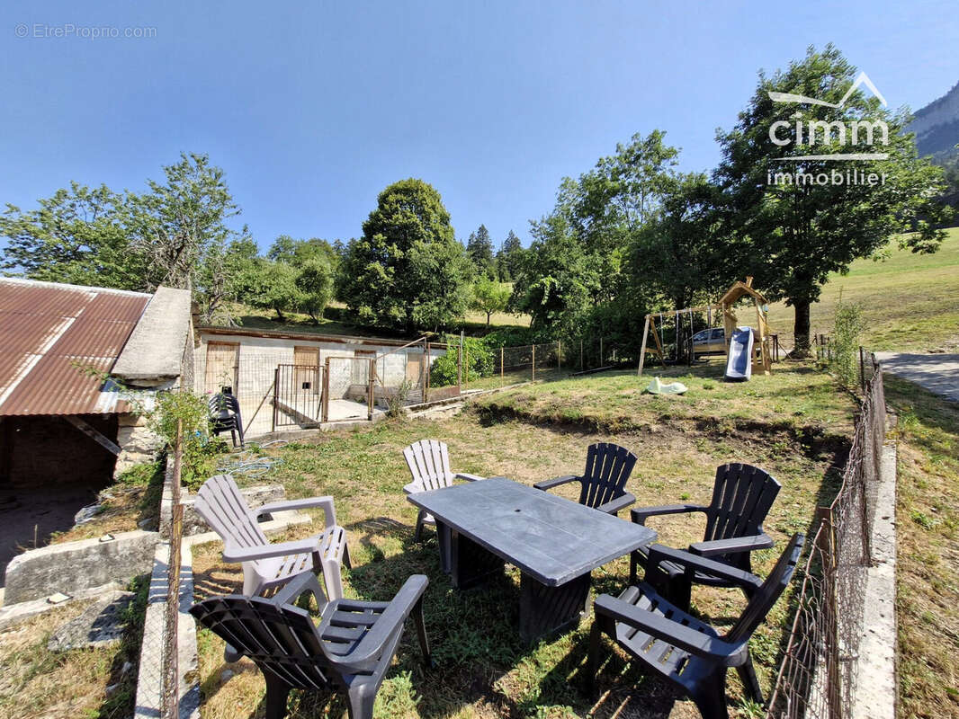 181 m² à Saint-Martin-En-Vercors  - photo 2