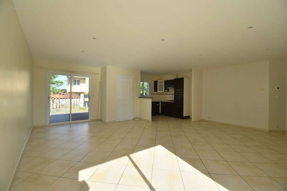 Maison à PONT-SAINT-MARTIN