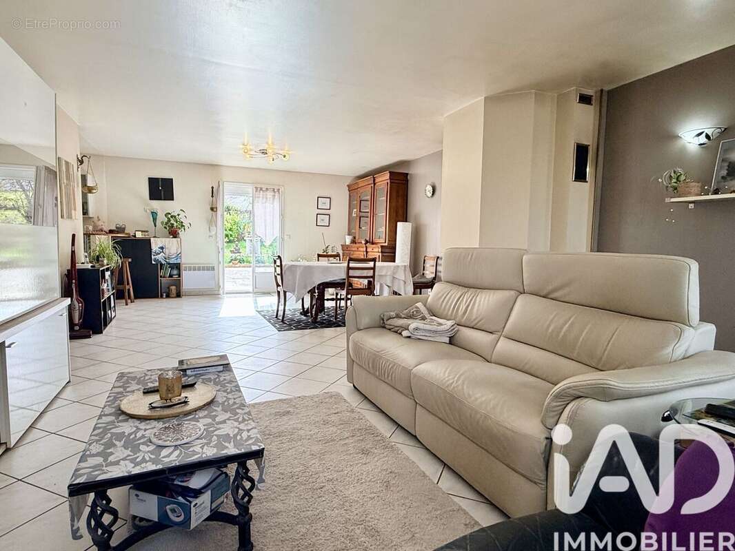 Photo 9 - Maison à PONT-SUR-YONNE