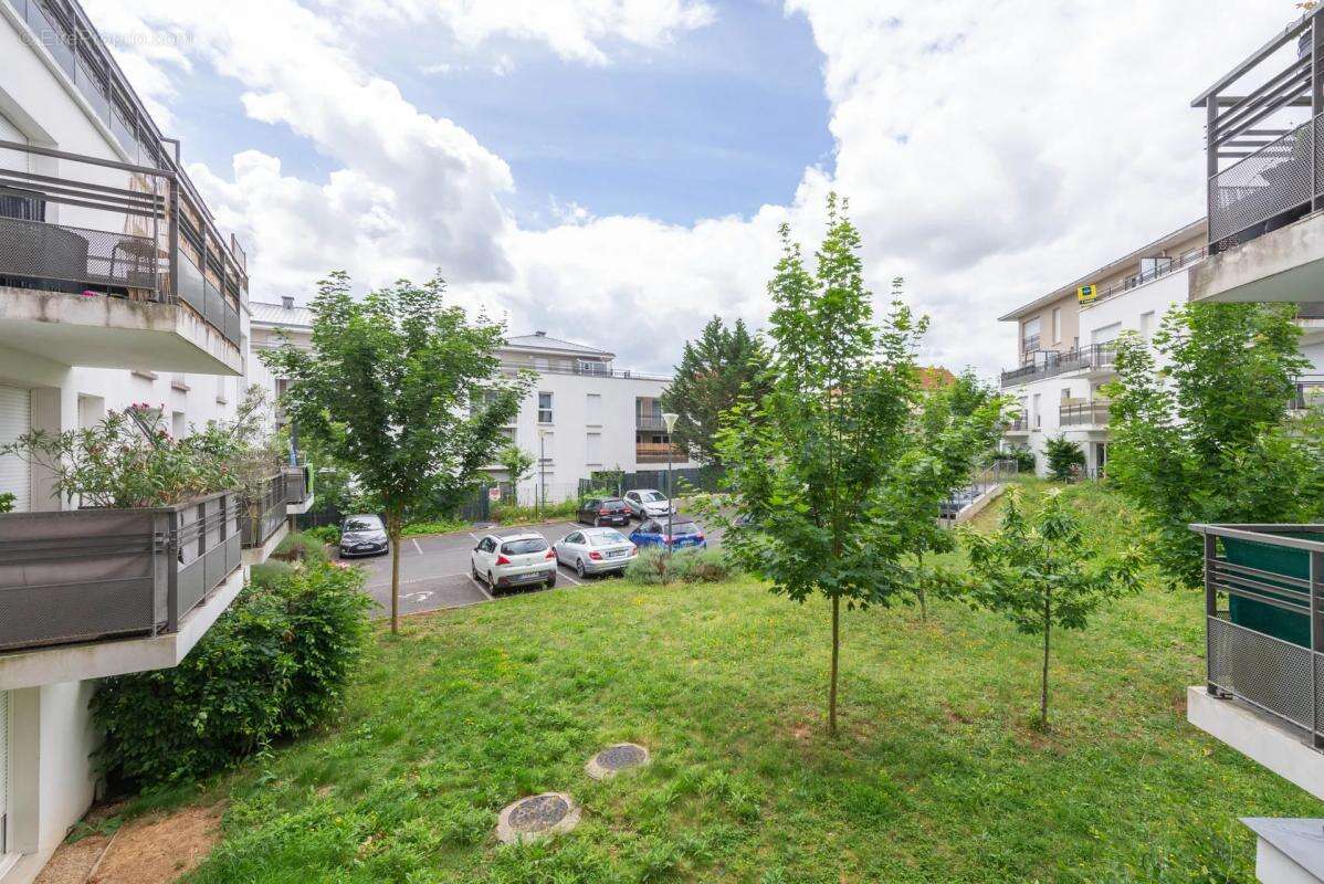 Appartement à CORBEIL-ESSONNES