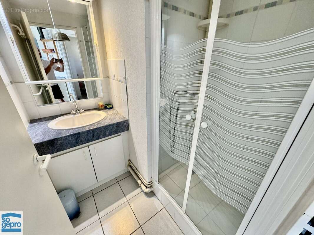 Réf : 2076 - Vente Bel Appartement 2 Pièces Cabine avec Garage secteur Richelieu ! - photo 9