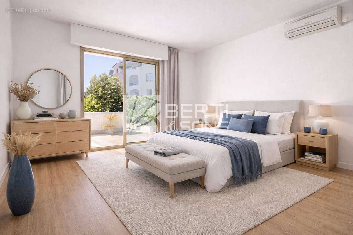 Appartement à MANDELIEU-LA-NAPOULE