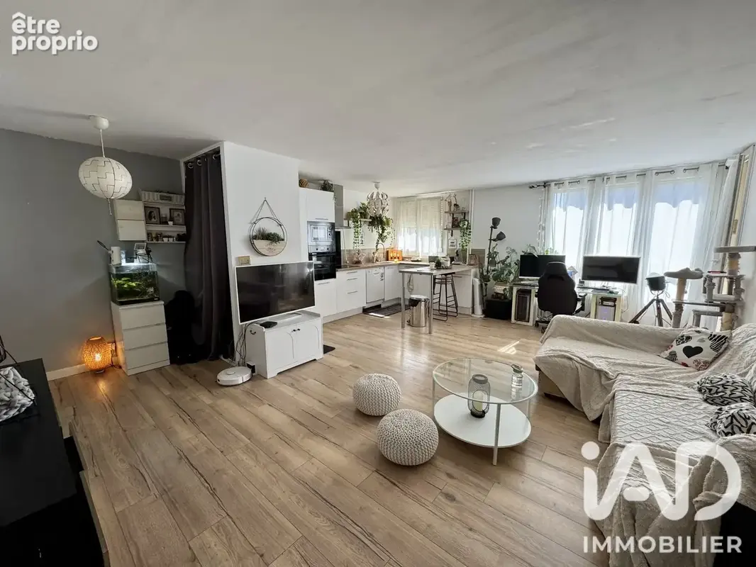 Photo 1 - Appartement à CHILLY-MAZARIN