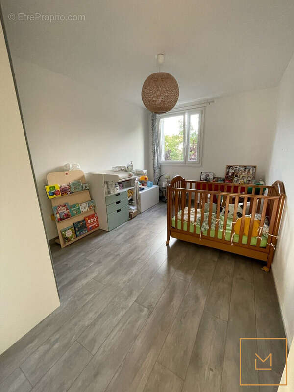 Appartement 70 m² à Caen  - photo 4