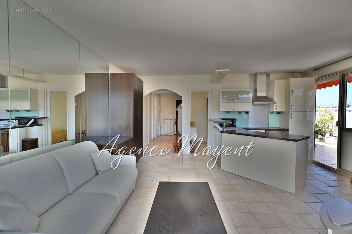 Appartement à CANNES
