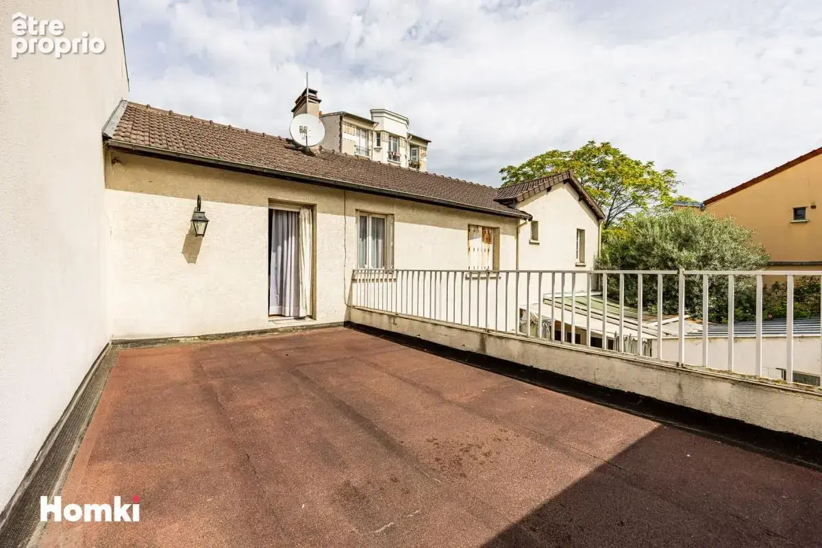 Maison t6 familiale de 210 m² avec cour, garage et 120 m² de sous-sol aménagé - saint ouen - photo 12