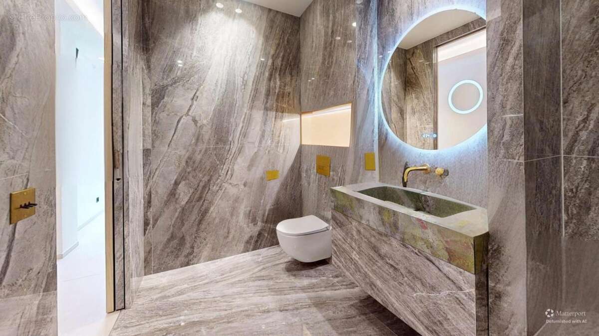 Maison à SAINT-MAUR-DES-FOSSES