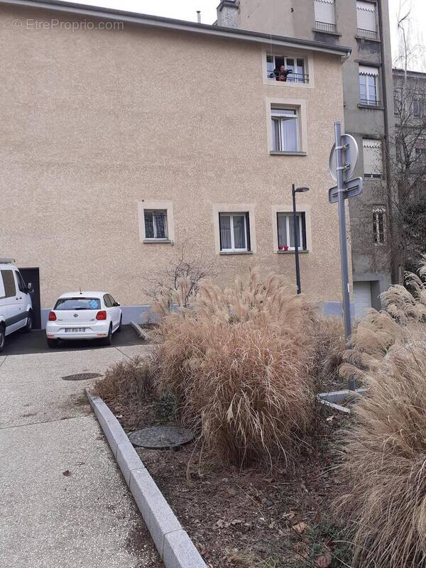 Photo 1 - Appartement à SAINT-CHAMOND