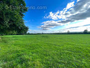 Terrain à CHAUMONT-EN-VEXIN