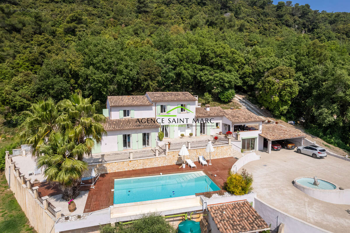 Maison à LE TIGNET