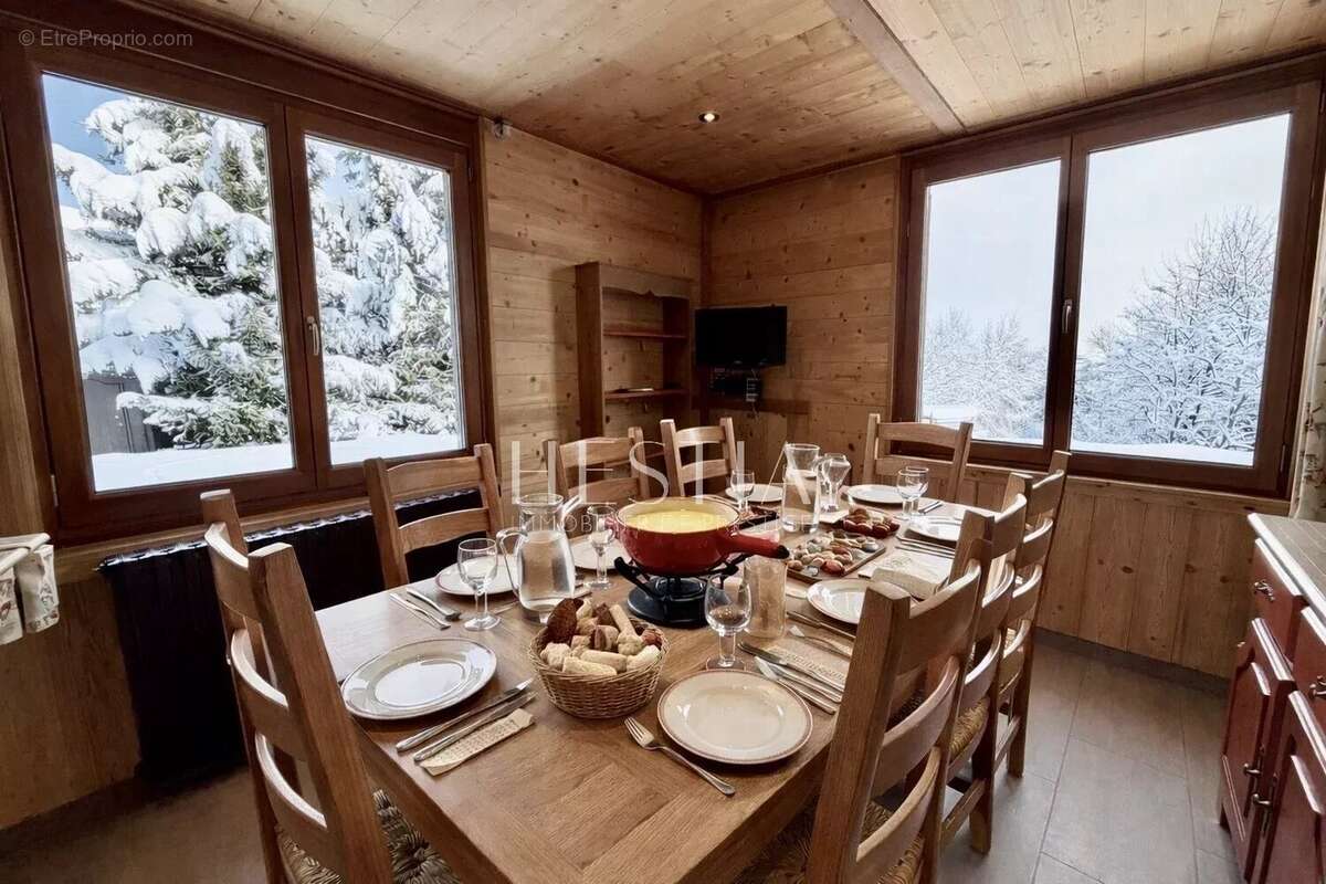 Maison à FONTCOUVERTE-LA-TOUSSUIRE
