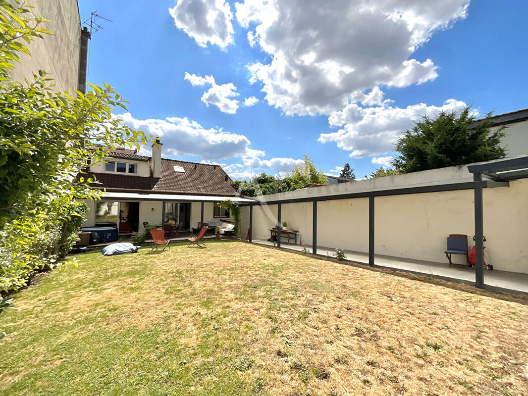 Maison à FONTENAY-SOUS-BOIS