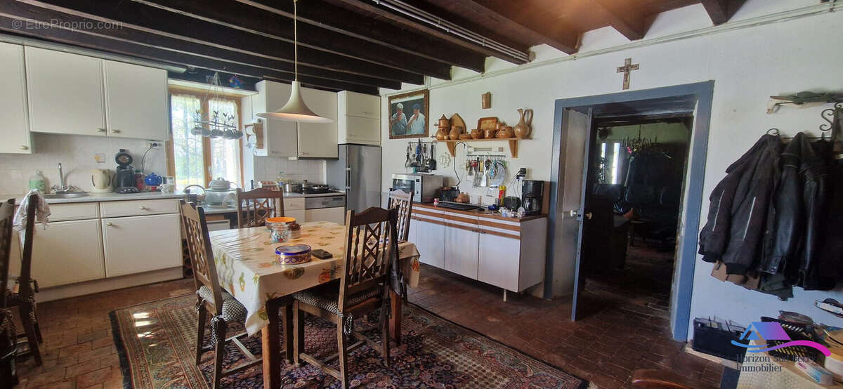 Cuisine - Maison à CHATEAUMEILLANT