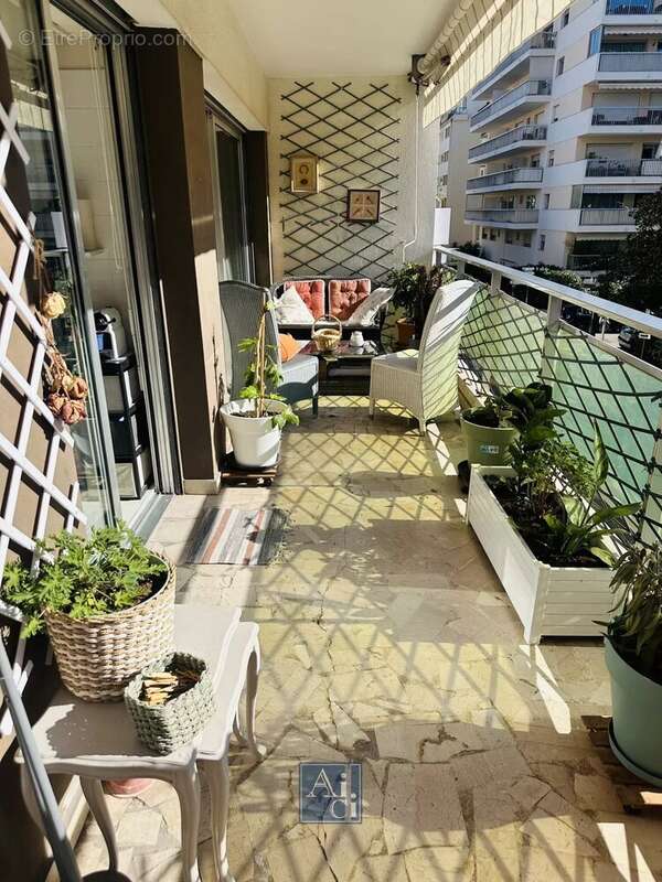 Appartement à CANNES