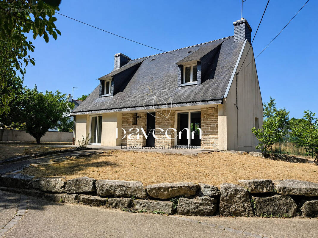 Maison à PLUVIGNER
