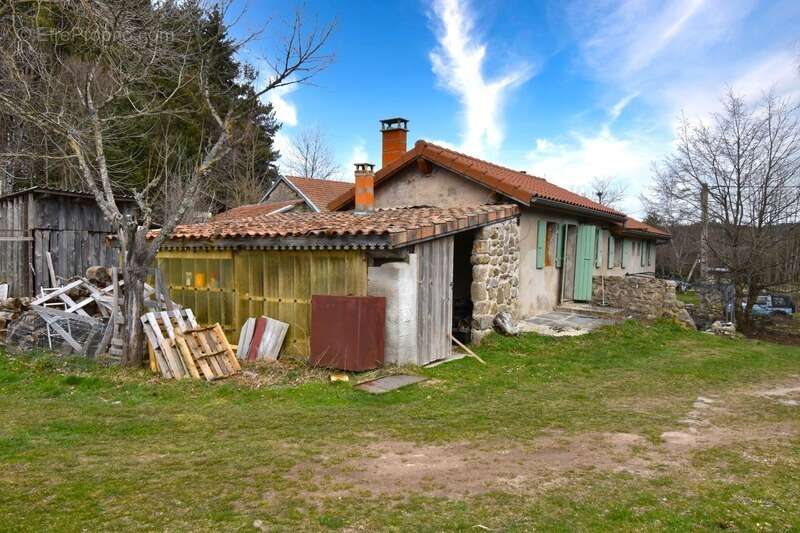 Maison à SAINT-AGREVE