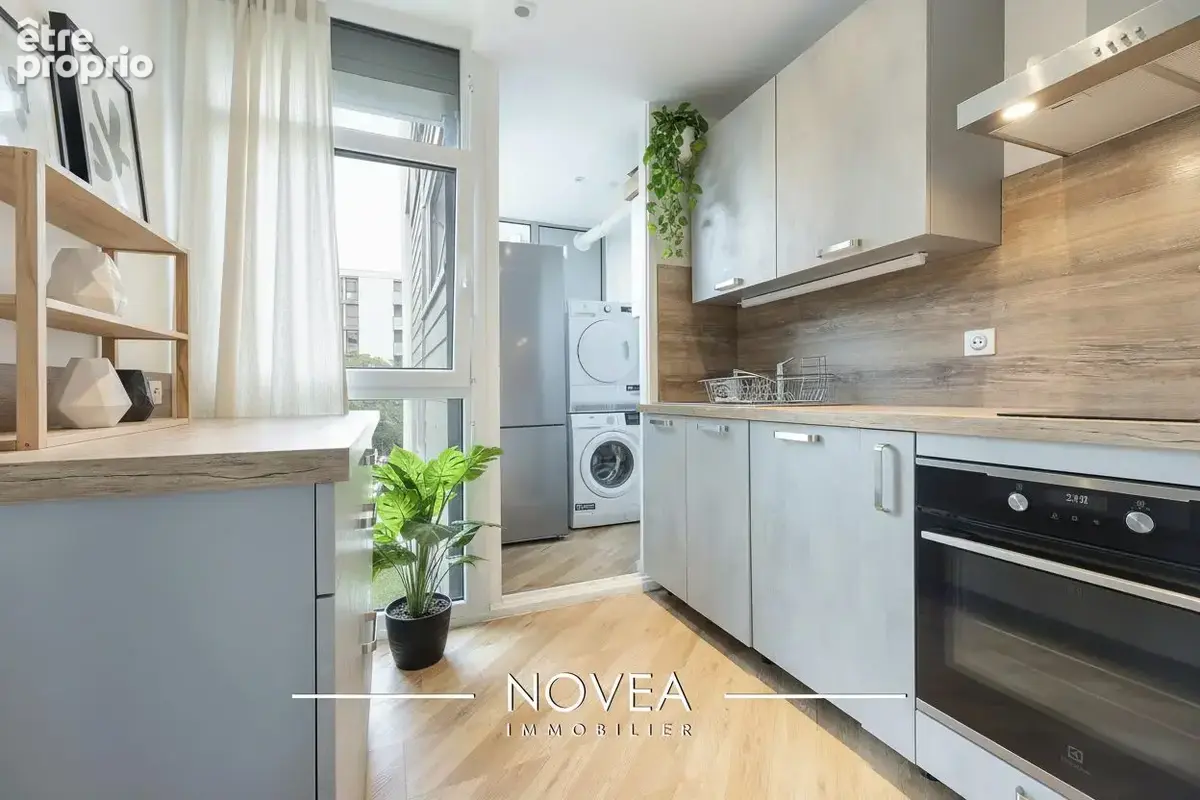 Appartement 80 m² à Oullins  - photo 4