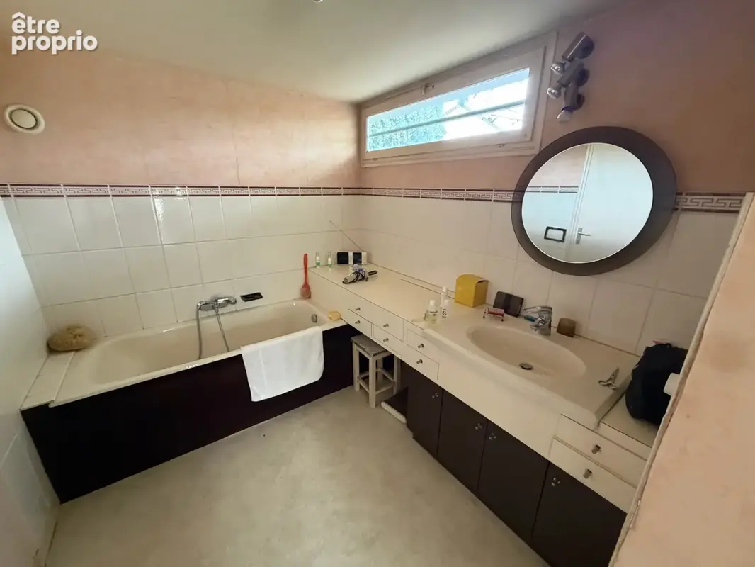 Maison 152m2 - 5 chambres - garage - photo 8