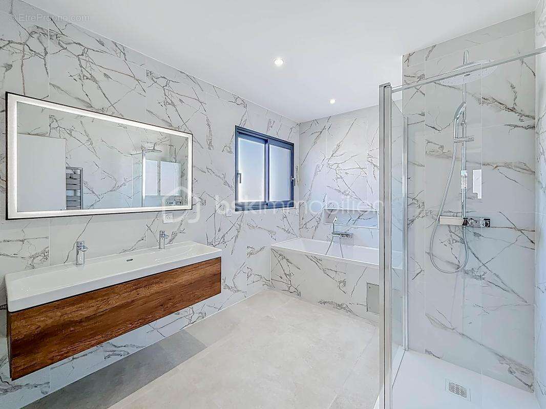 Maison à ARPAILLARGUES-ET-AUREILLAC