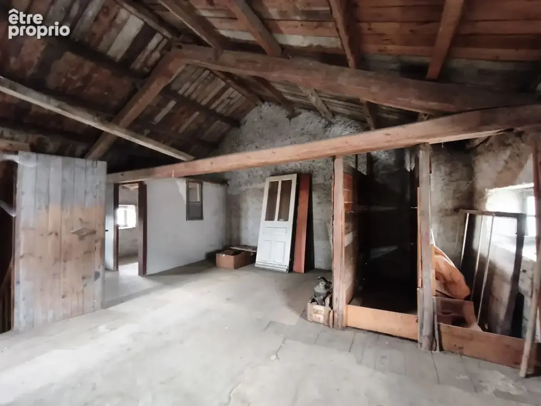 Maison 9 pièces 166 m² à vendre à Costaros (43490) - photo 3