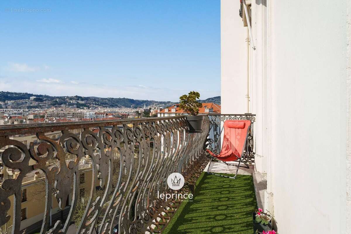 Appartement à NICE