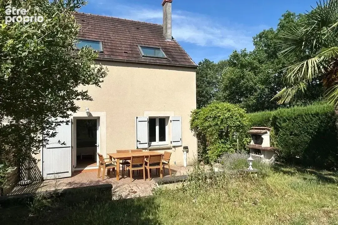 Maison à TOUCY