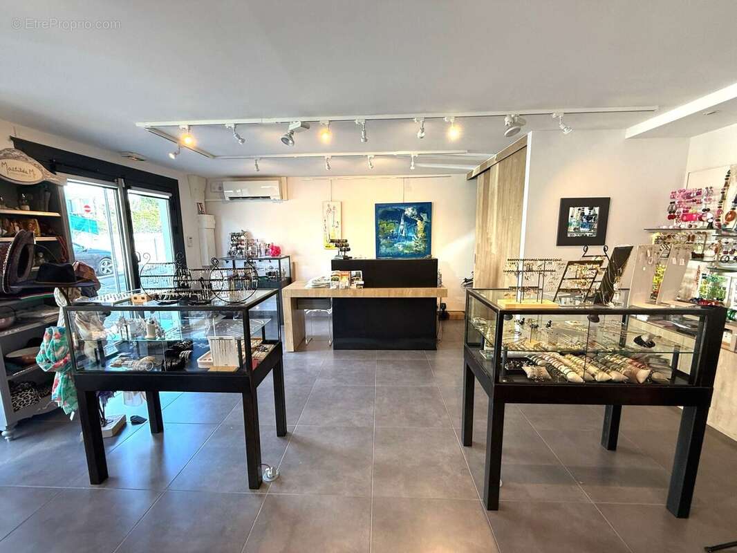 Autre à SAINT-ISMIER