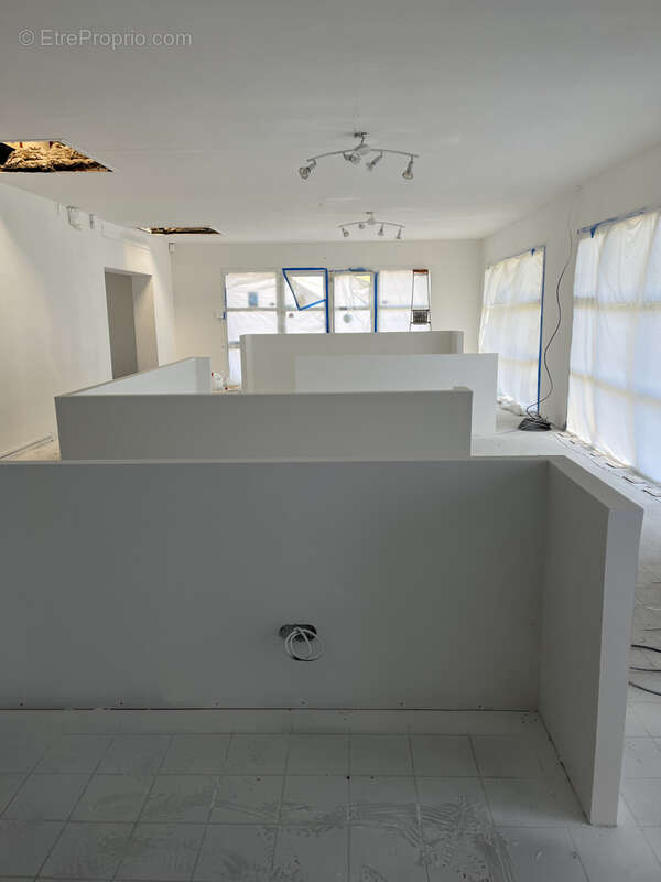 Parking à SAINT-MARS-LA-BRIERE