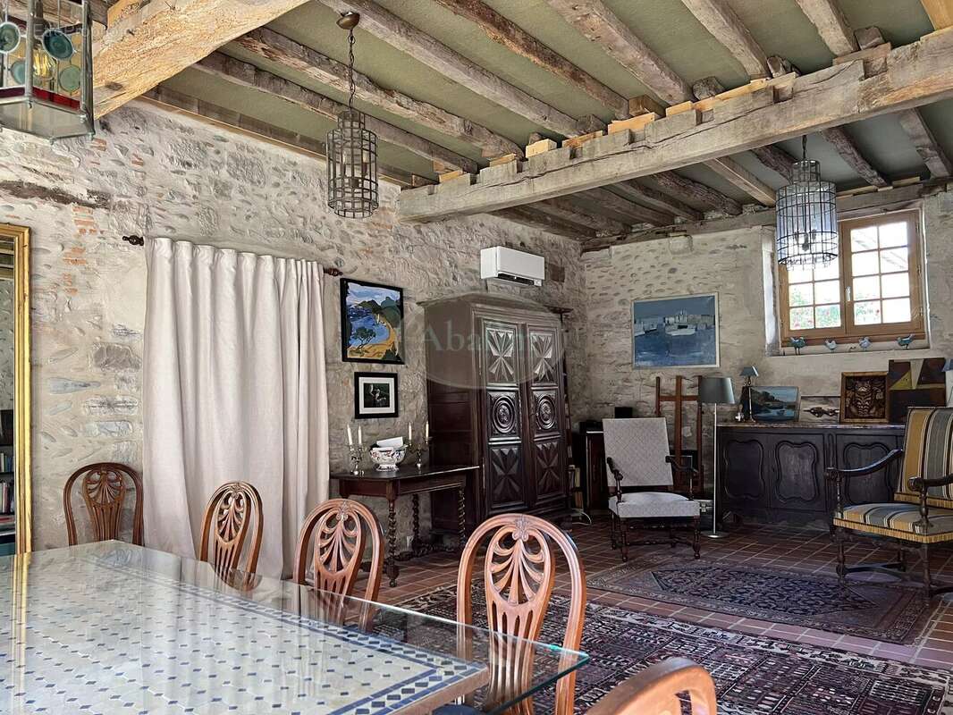 Maison à SAUVETERRE-DE-BEARN