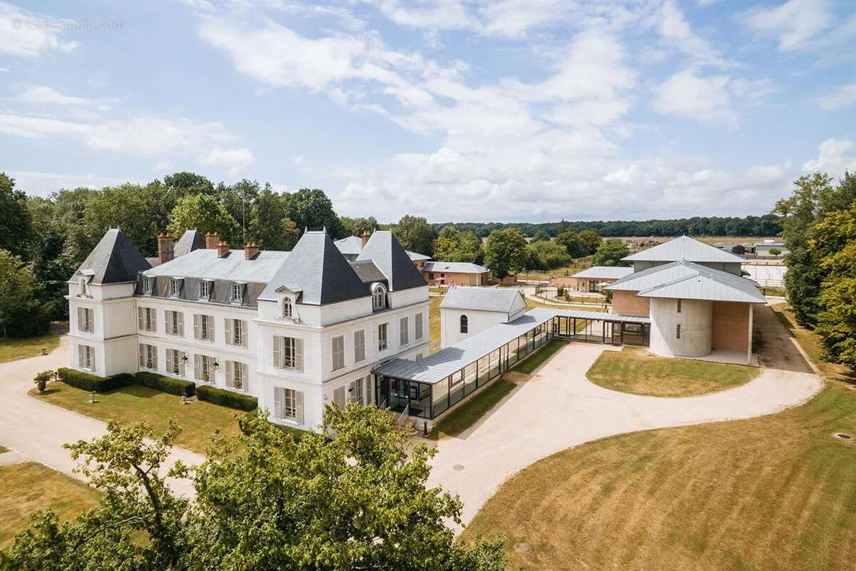 Appartement à BOMBON