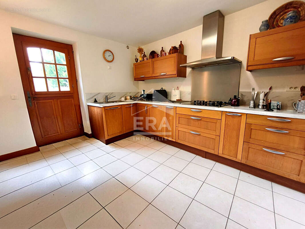 Maison à FONTAINE-LA-RIVIERE